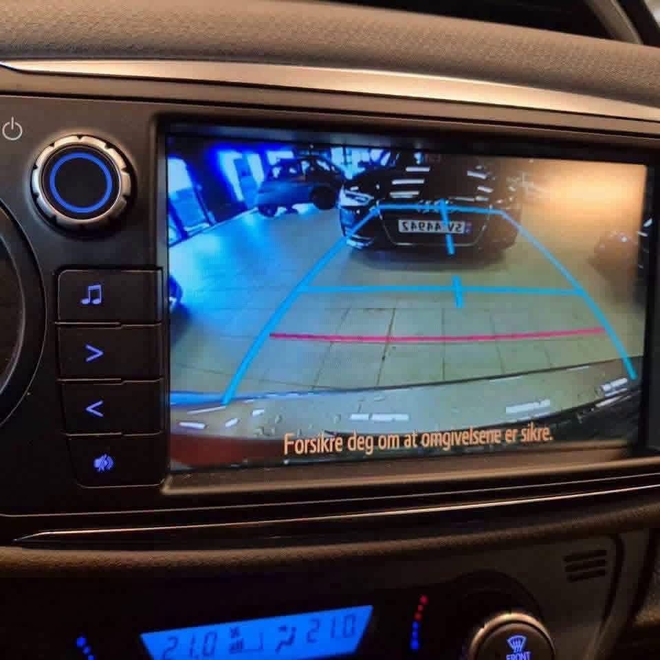 Toyota Yaris Hybride - image 6