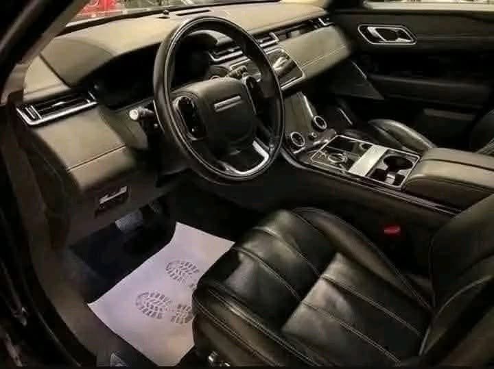 Range Rover Velar P 300 - image 7