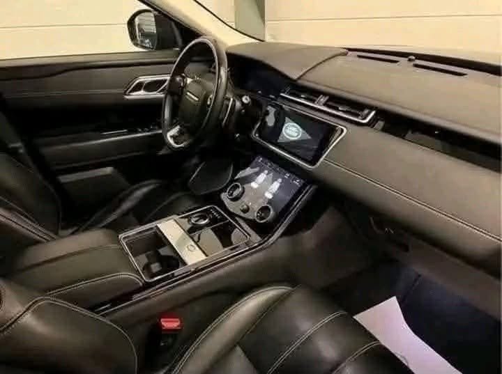 Range Rover Velar P 300 - image 14