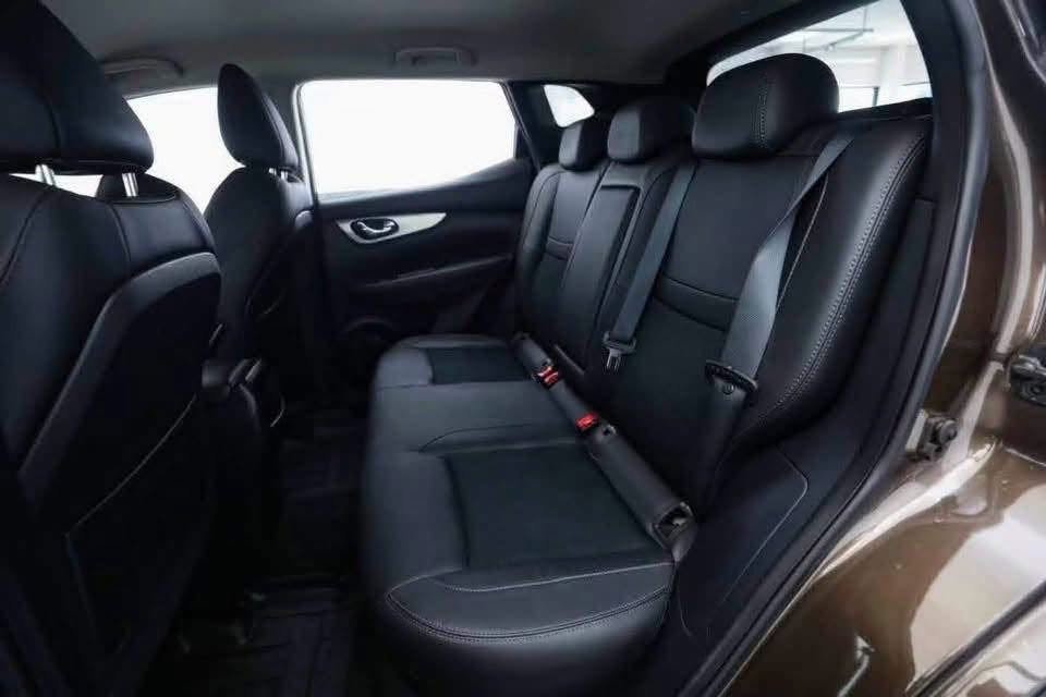 Nissan Qashqai 1.2 DIG-T Tekna - image 21
