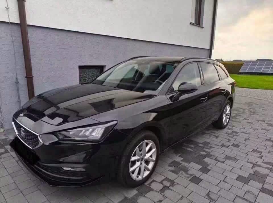 SEAT Leon 1.5 eTSI - image 13
