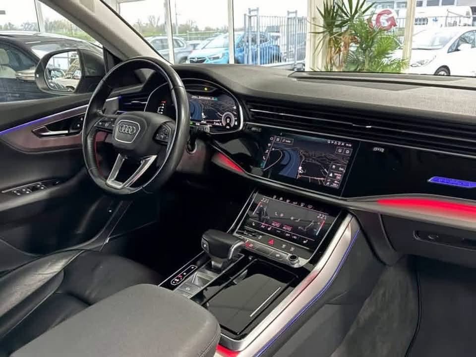Audi Q8 50 TDI quattro - image 7