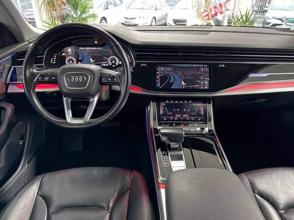 Audi Q8 50 TDI quattro - image 8