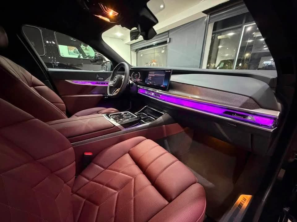 BMW 740d xDrive 2026 — 313 ch - image 24