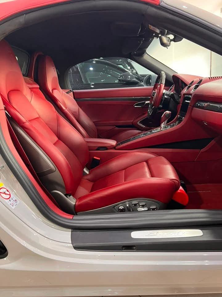 Porsche Boxster - image 14