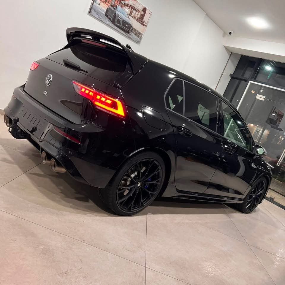 Volkswagen Golf R — 2025 - image 5