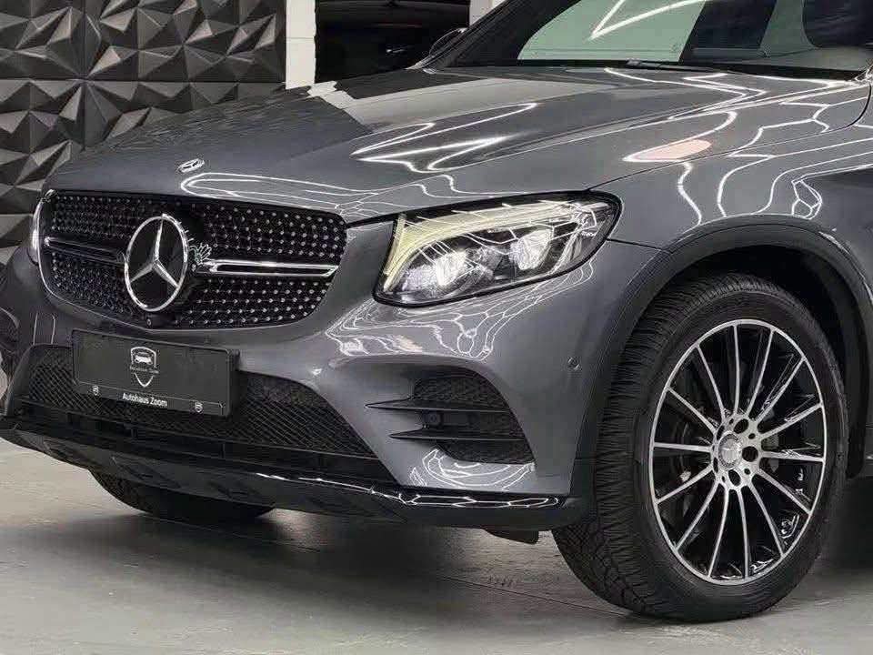 Mercedes-Benz GLC 250 d Coupé 4MATIC AMG - image 2