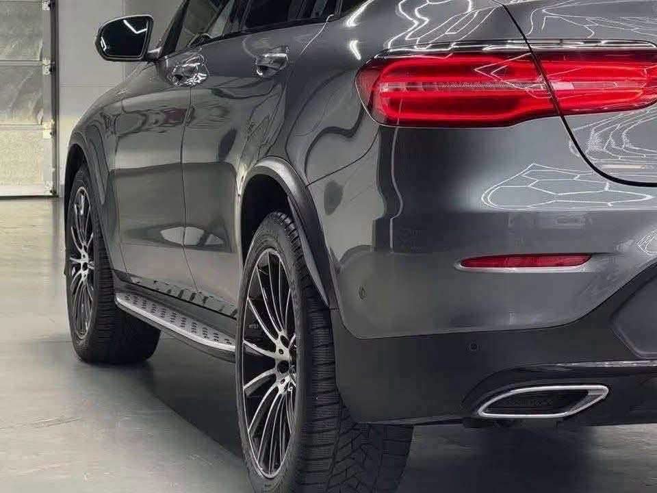 Mercedes-Benz GLC 250 d Coupé 4MATIC AMG - image 7