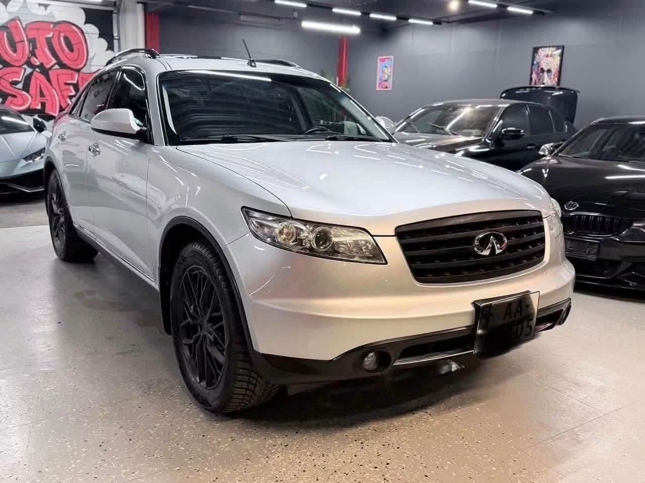 à publier Infiniti FX35 3.5 V6 4x4 - image 4
