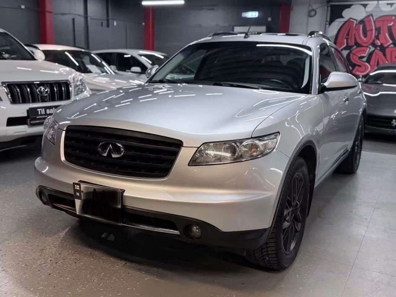 à publier Infiniti FX35 3.5 V6 4x4 - image 8