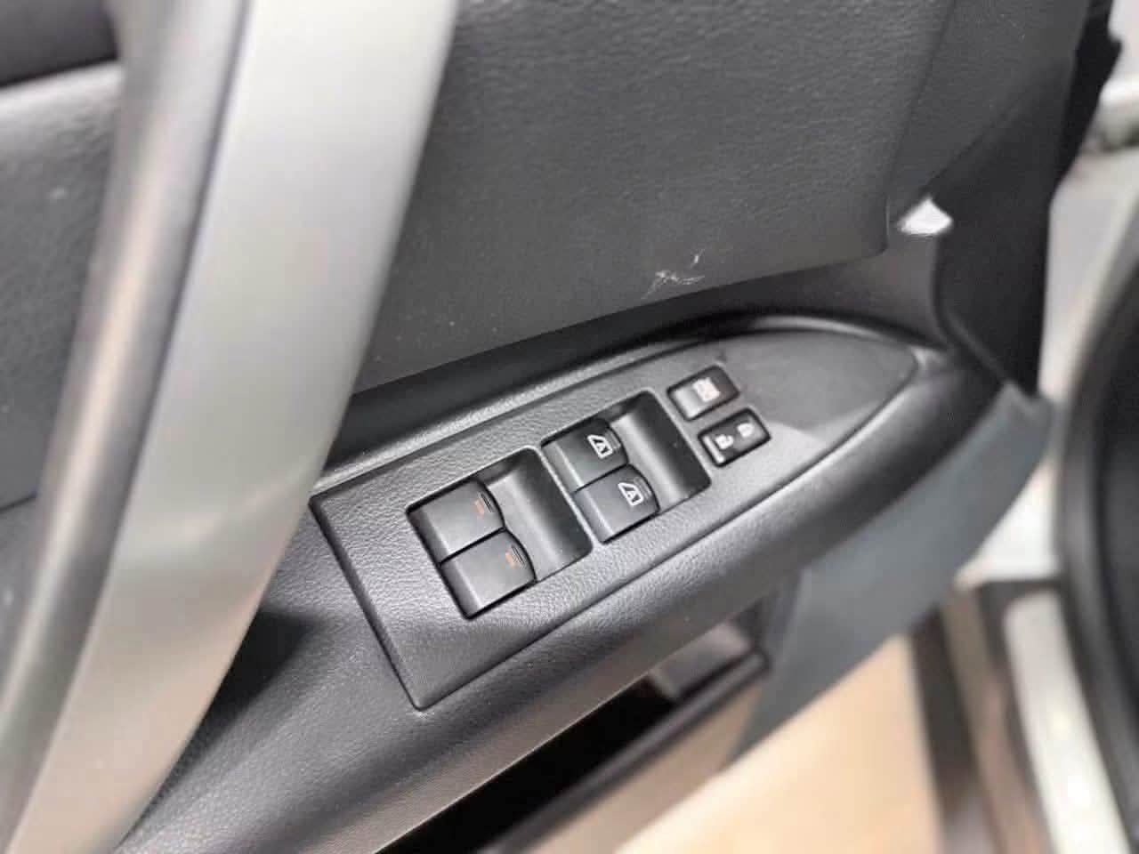 à publier Infiniti FX35 3.5 V6 4x4 - image 24