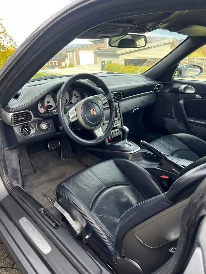 Porsche 911 (997) Carrera S Coupé - image 11