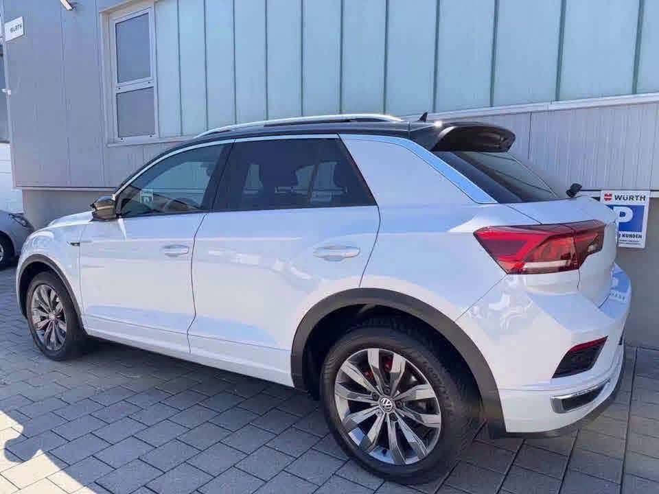 Volkswagen T-Roc Sport R-Line 1.5 TSI DSG - image 3