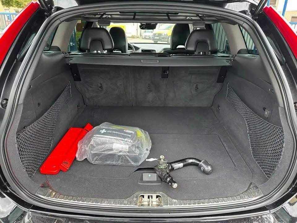 Volvo XC60 Summum AWD - image 15