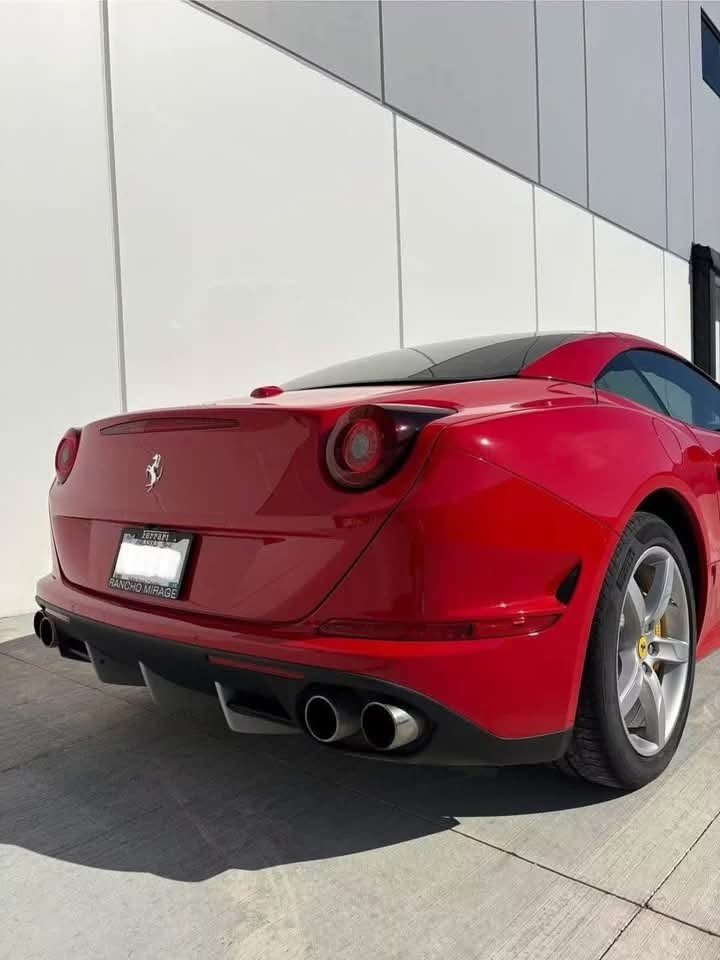 Ferrari California T - image 10