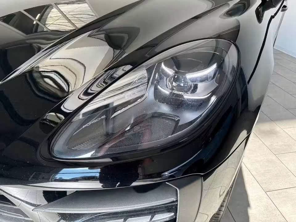 Porsche Macan - image 6