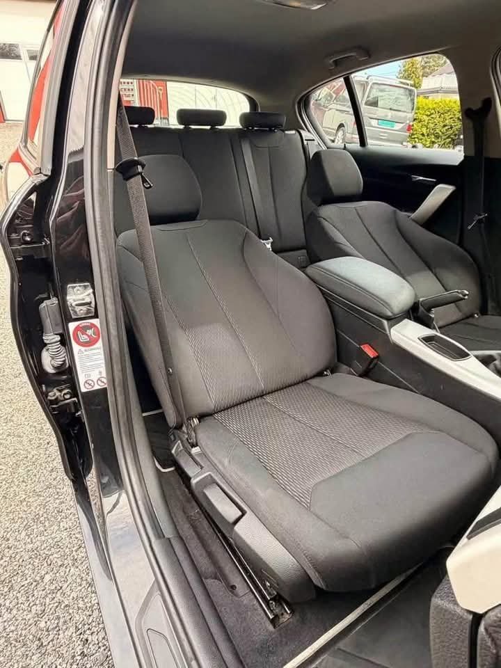 BMW 116d Advantage Edition - image 8