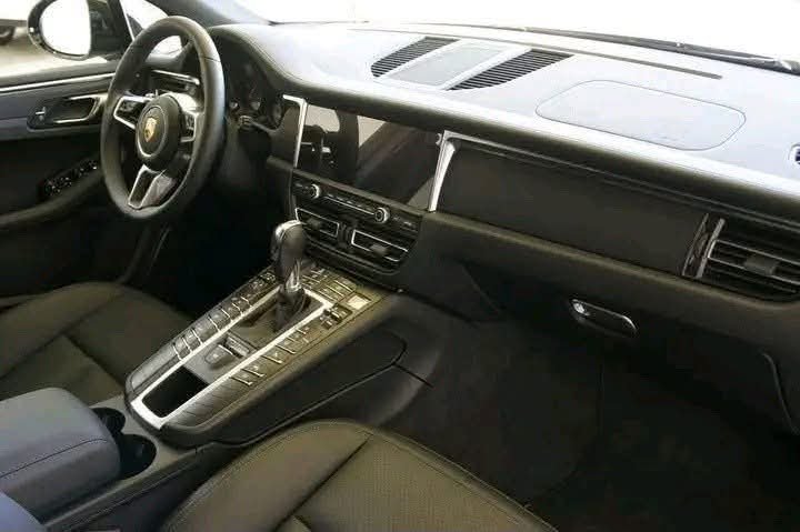Porsche Macan NAVIPLUS-SHZ-FULL - image 16