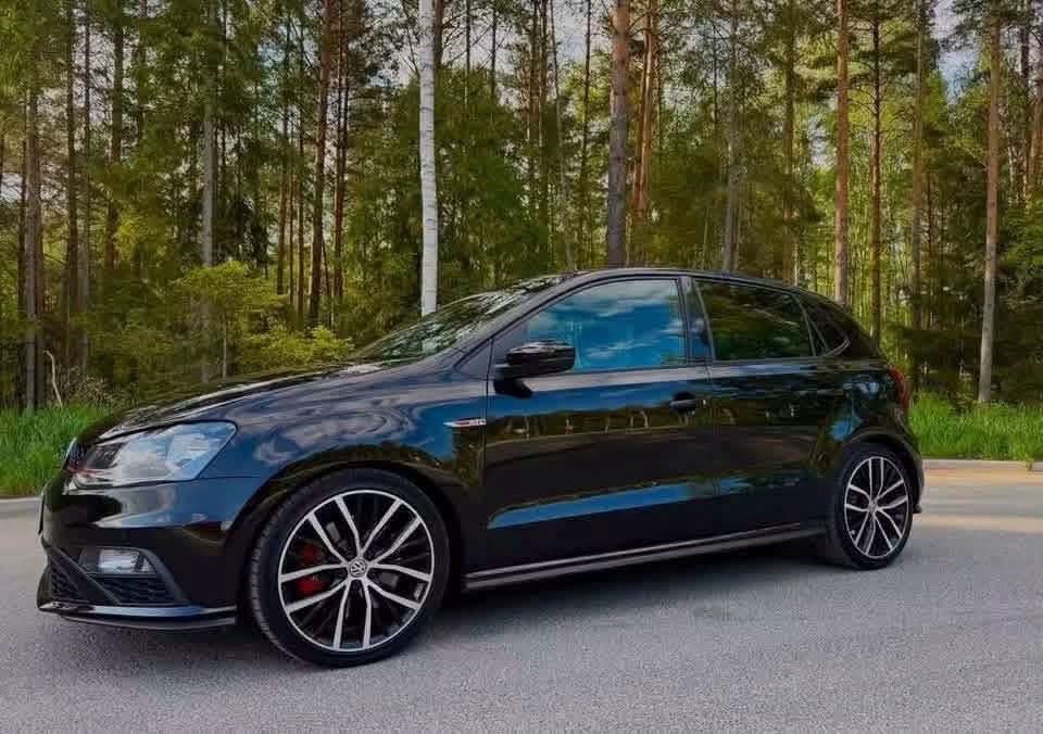 Volkswagen Polo - image 5