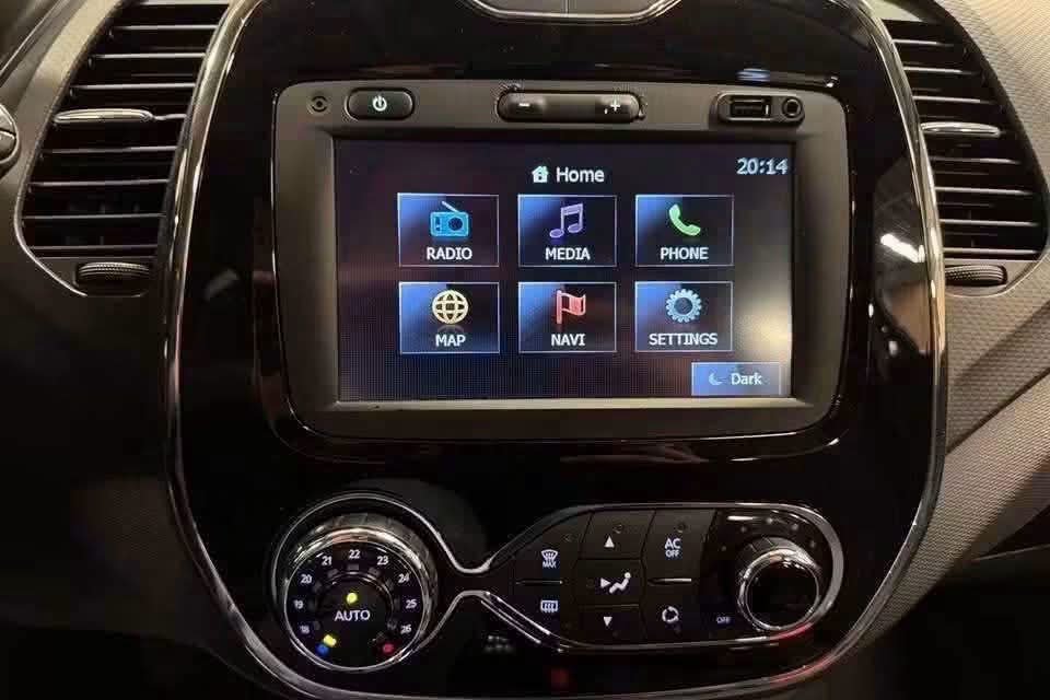 Renault Captur 1.0 Essence - image 8
