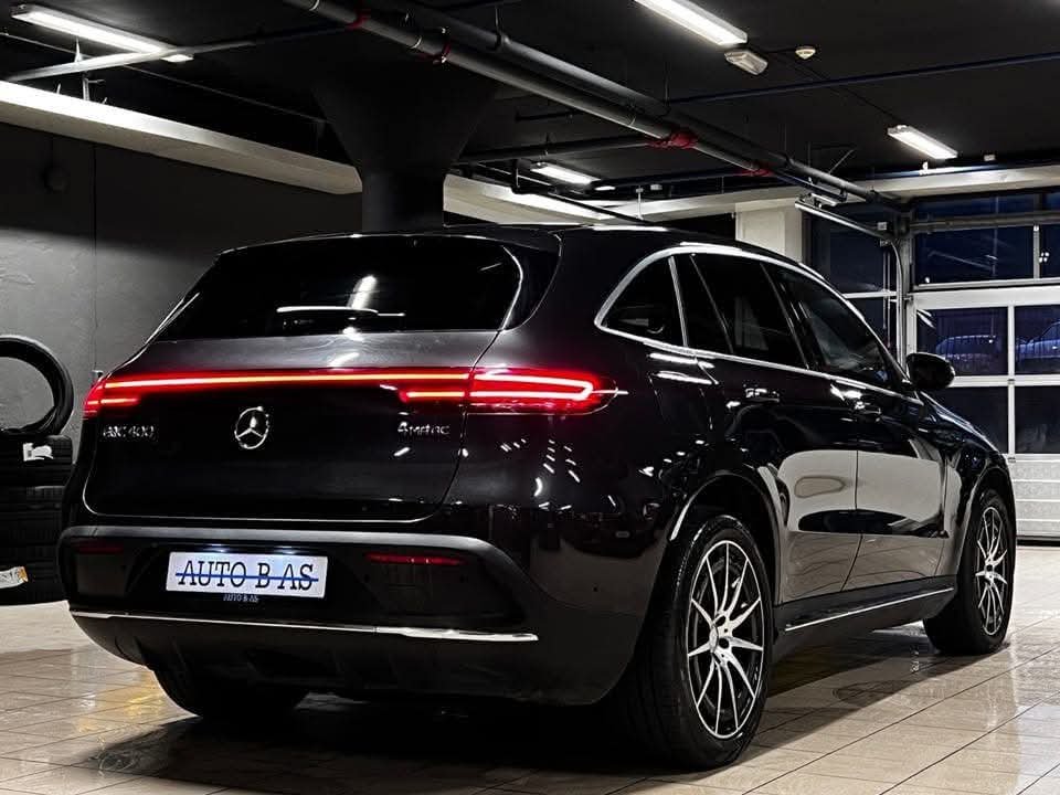 Mercedes-Benz EQC 400 4MATIC - image 5