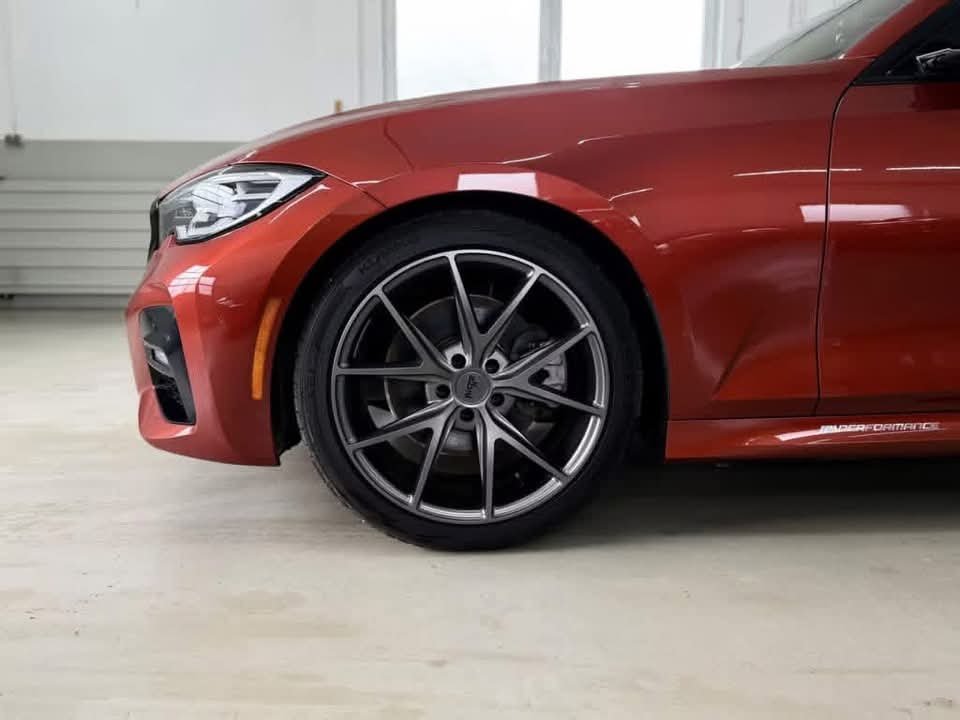 BMW 330i M Sport - image 23