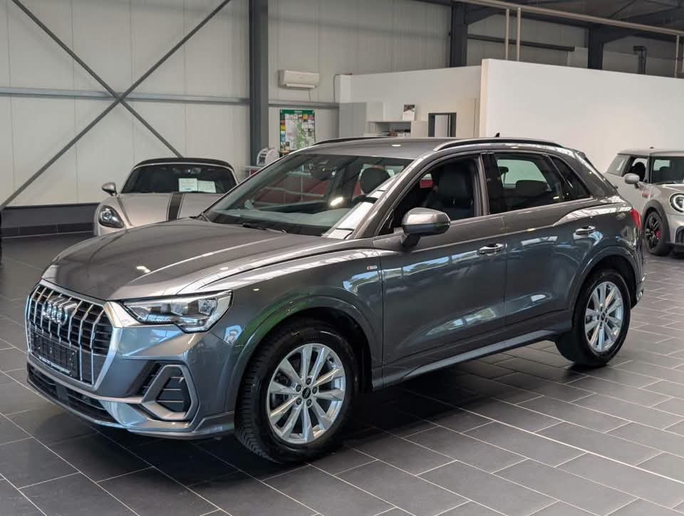 Audi Q3 35 TFSI S line - image 5