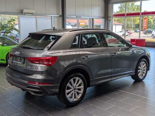 Audi Q3 35 TFSI S line - image 6