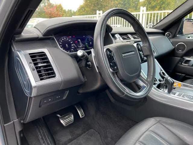 Land Rover Range Rover Sport HSE - image 11