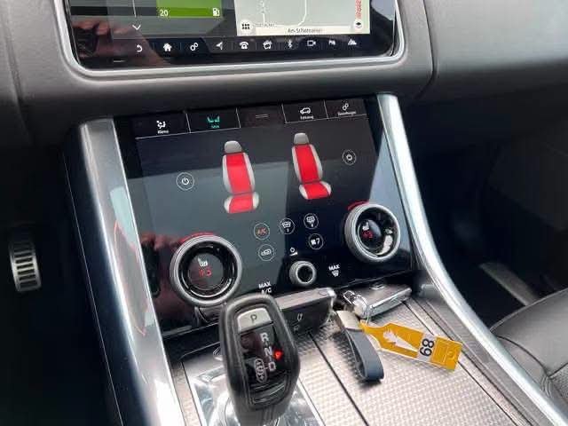 Land Rover Range Rover Sport HSE - image 18