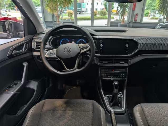 Volkswagen T-Cross - image 7