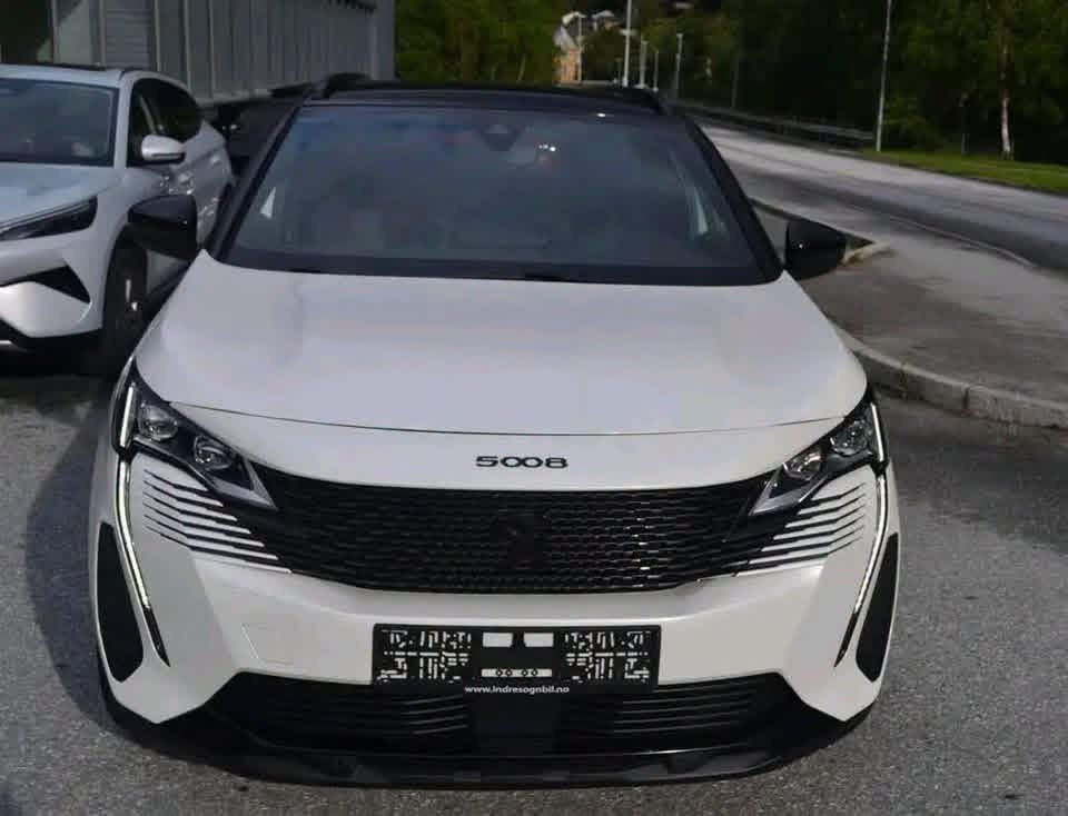 Cupra Leon 1.4 e-Hybrid - image 6