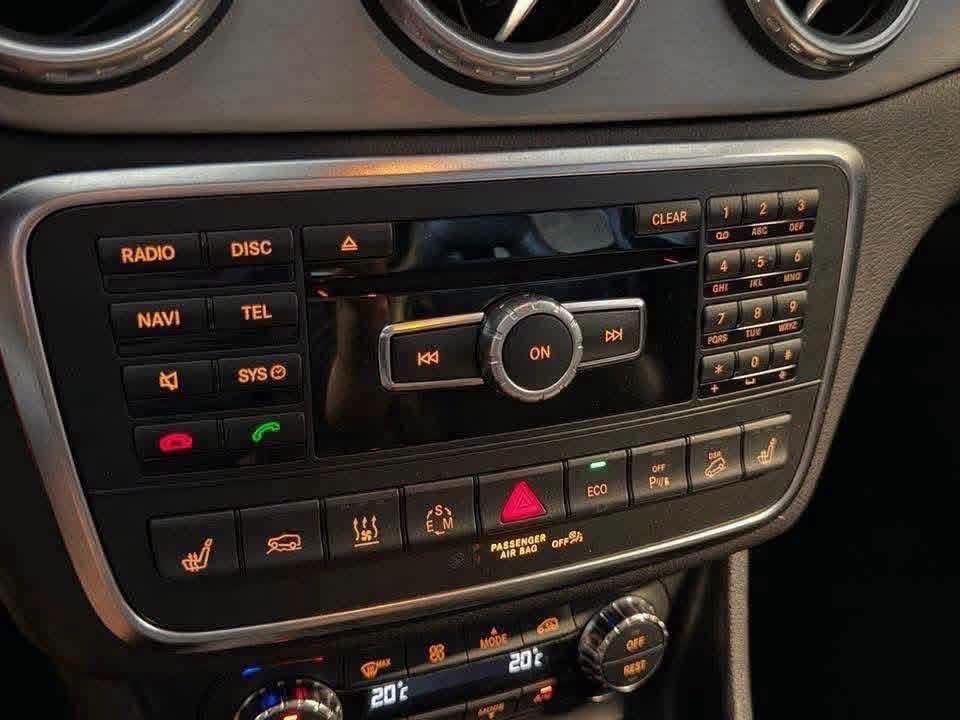 Mercedes-Benz GLA 220 4MATIC AMG - image 16