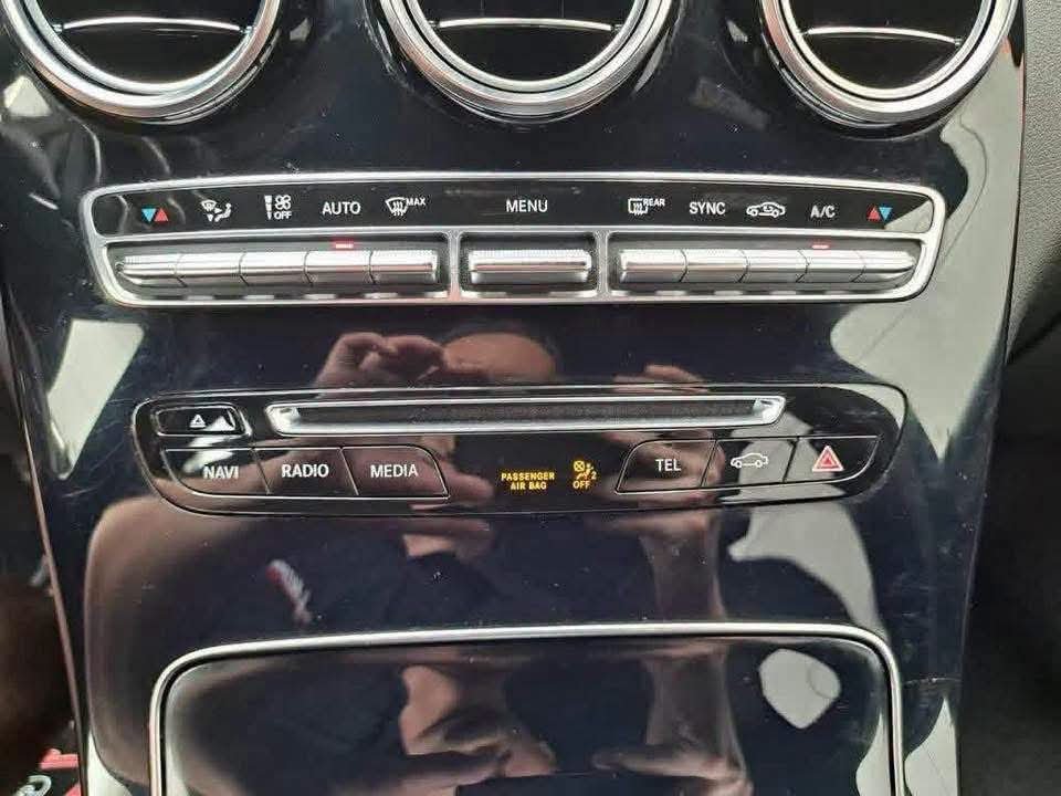 Mercedes-Benz GLC 250 Coupé 4MATIC AMG - image 12