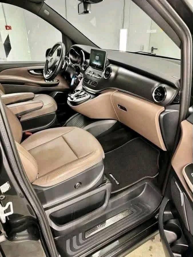 Mercedes-Benz V-Class 300 d Long II - image 3