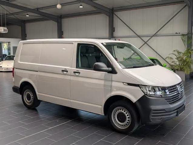 Volkswagen Transporter T6.1 2.0 TDI - image 5