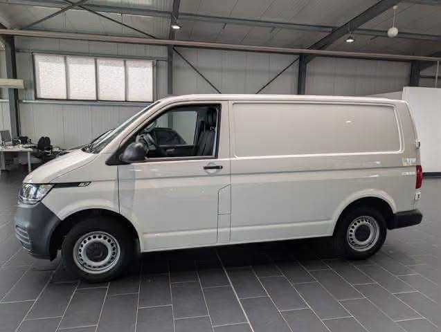 Volkswagen Transporter T6.1 2.0 TDI - image 7
