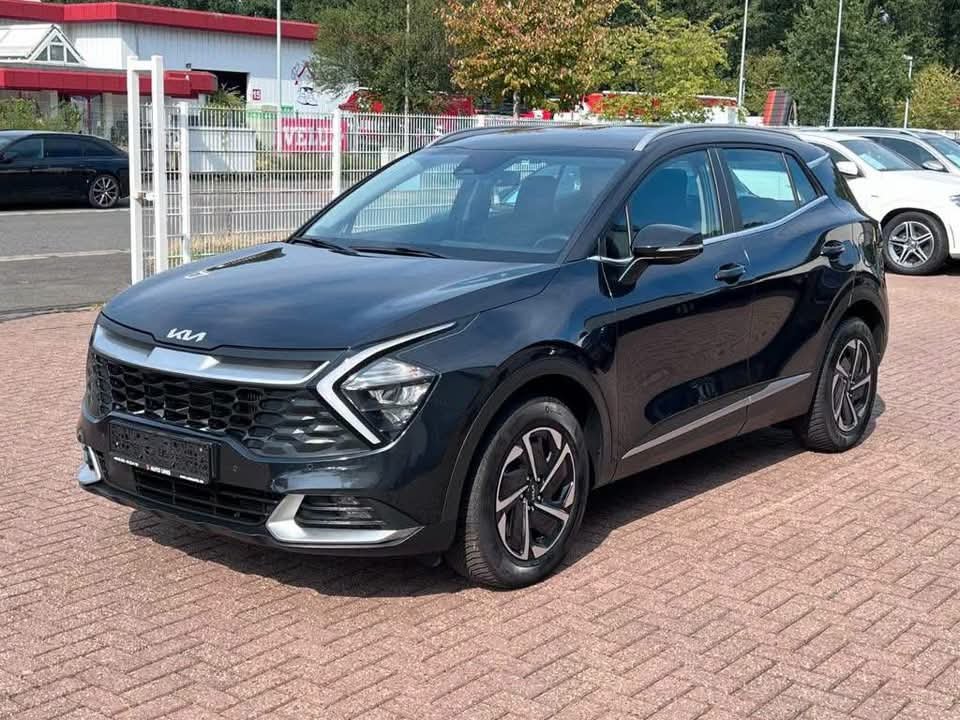 Kia Sportage Hybrid - image 2