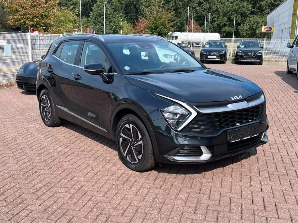 Kia Sportage Hybrid - image 4