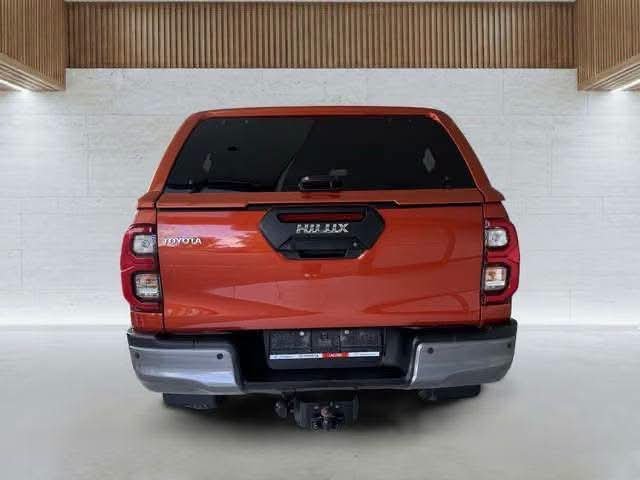 Toyota Hilux 2.8 D-4D 4WD - image 4