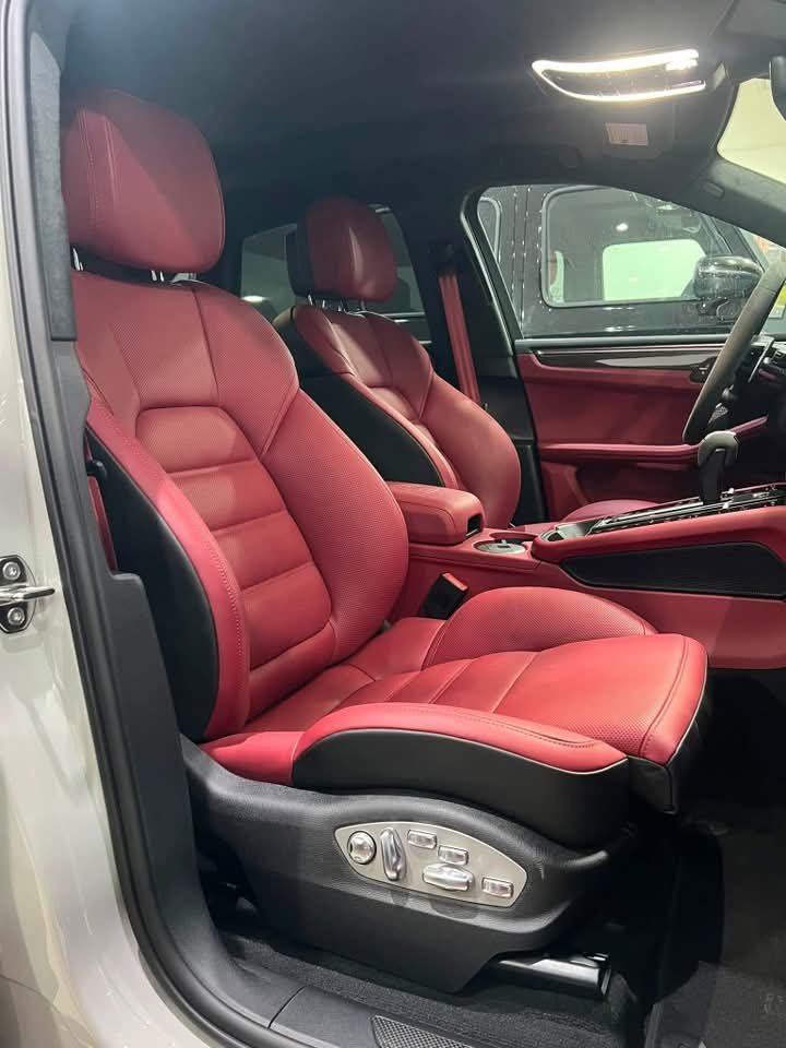 Porsche Macan T - image 14