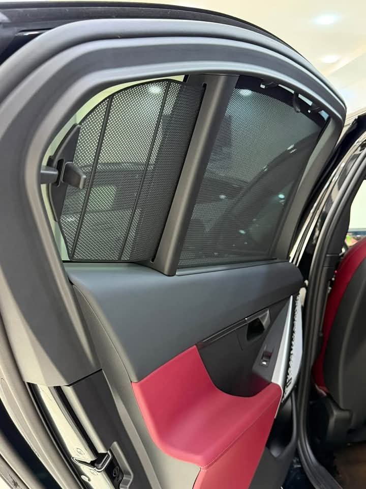 BMW 520d xDrive Black Edition - image 21