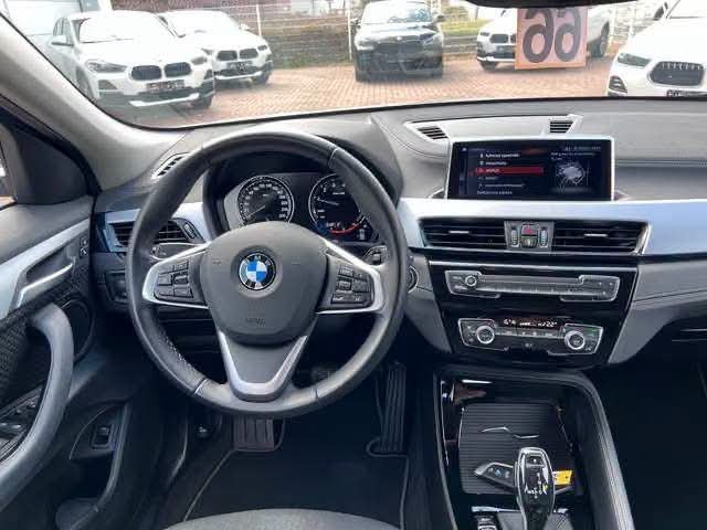 BMW X2 sDrive18i - image 12