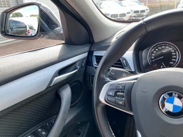 BMW X2 sDrive18i - image 15
