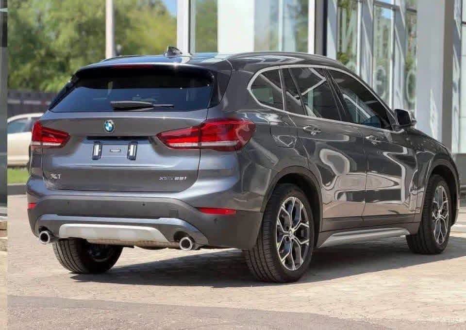 BMW X1 xDrive28i II (F48) Facelift - image 7