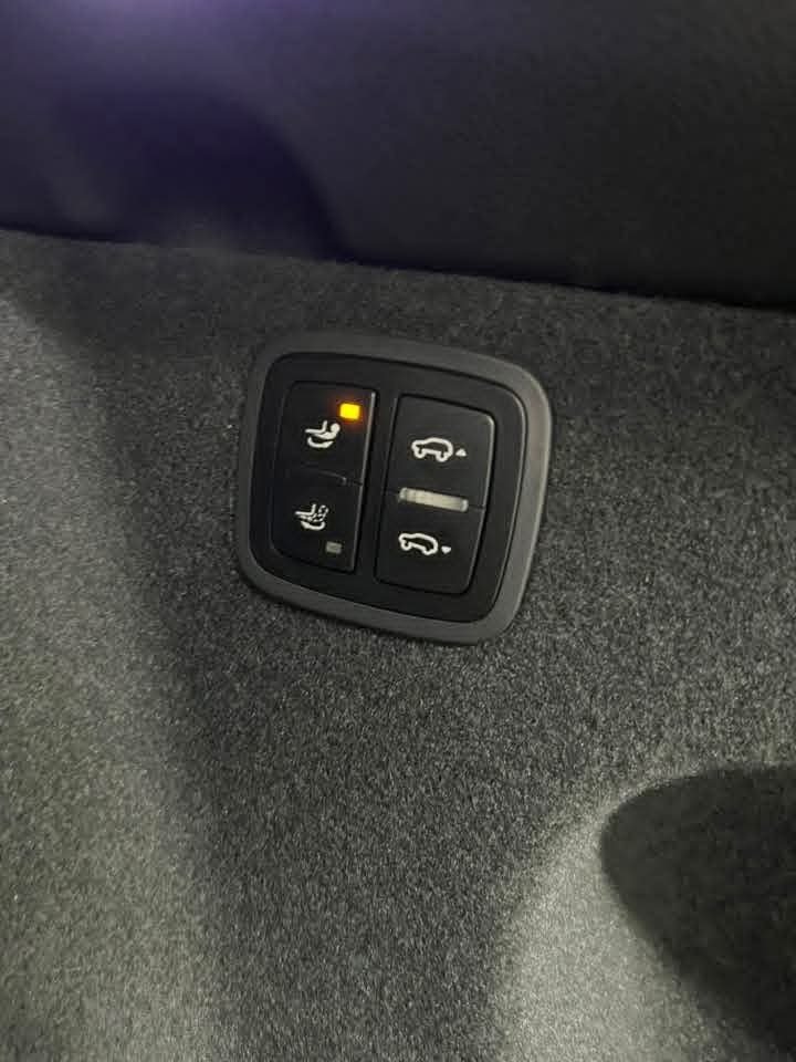 Porsche Macan T - image 20