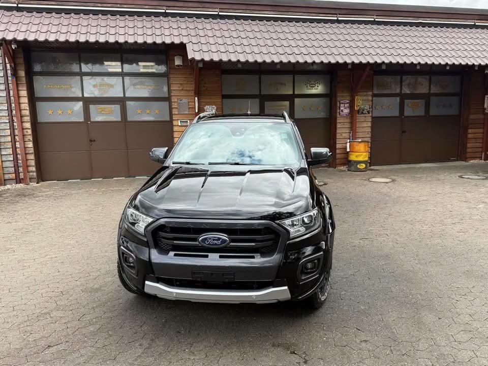 Ford Ranger Wildtrak 4x4 - image 2