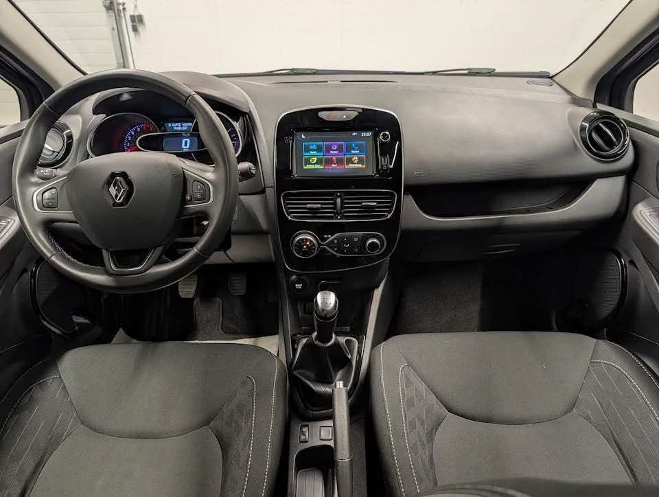 Renault Clio Grandtour Limited - image 13