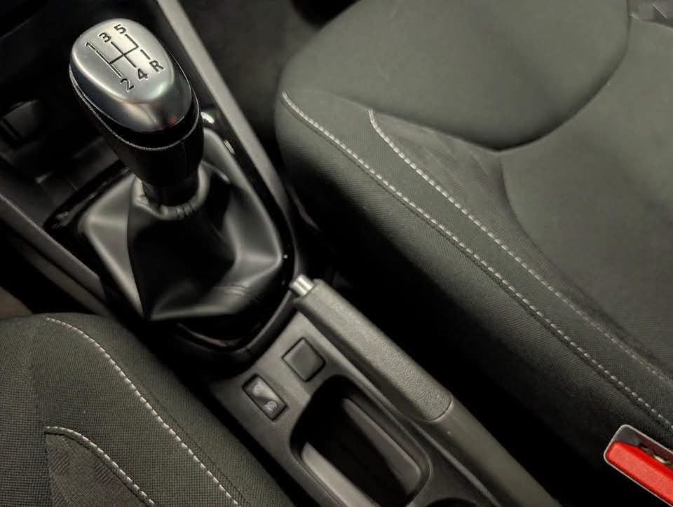 Renault Clio Grandtour Limited - image 14