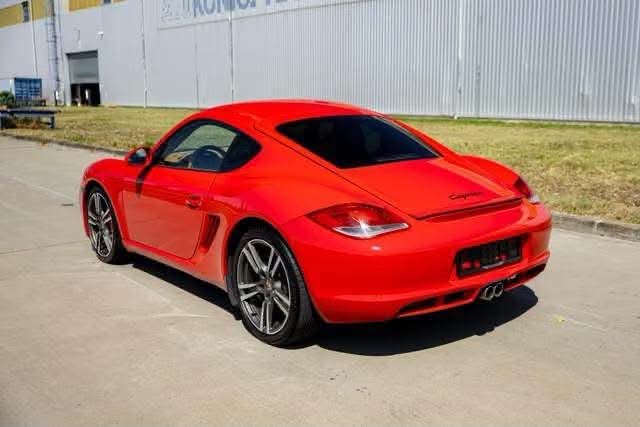 Porsche Cayman - image 13